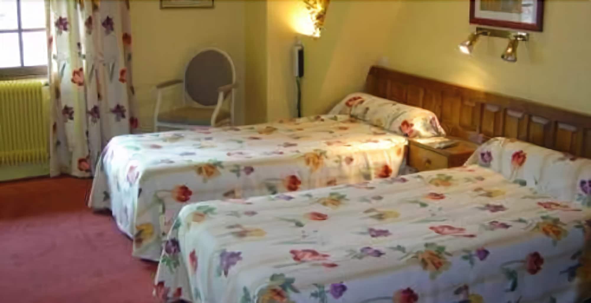 Le Ratelier Hotell Montaigut-sur-Save Eksteriør bilde