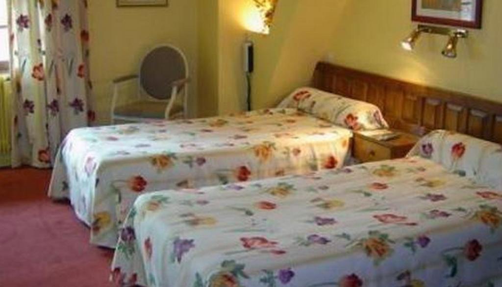Le Ratelier Hotell Montaigut-sur-Save Rom bilde