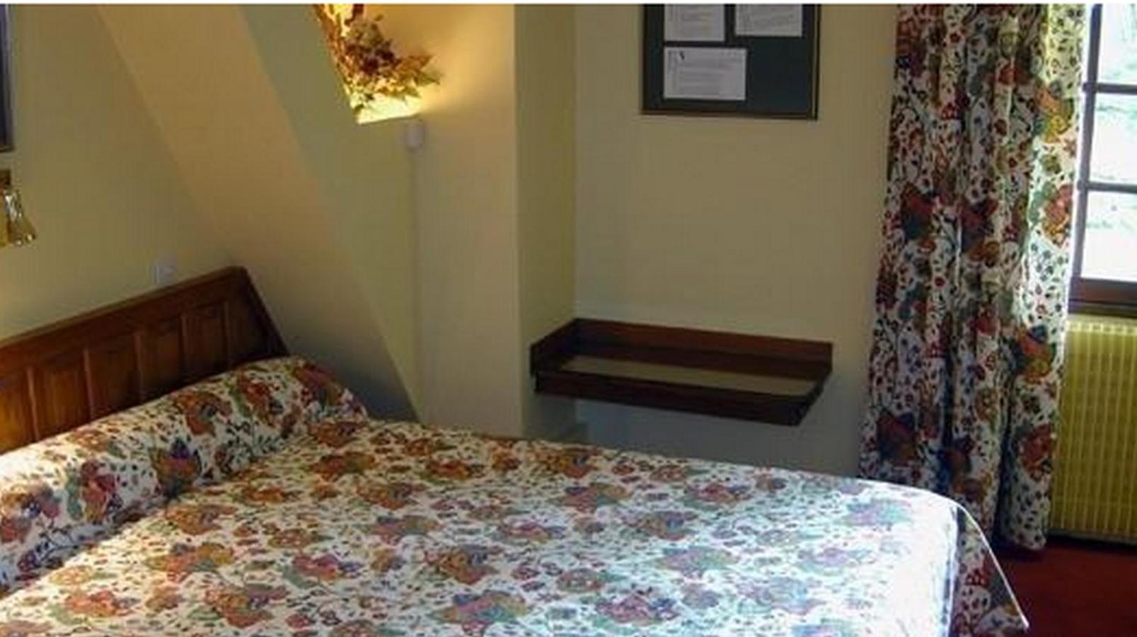 Le Ratelier Hotell Montaigut-sur-Save Eksteriør bilde